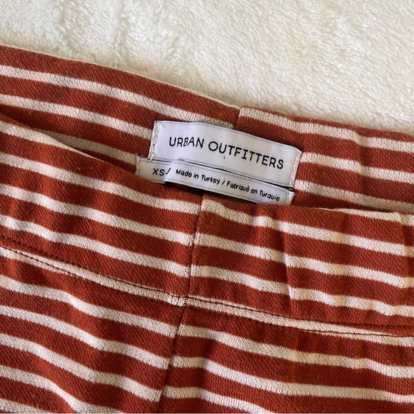 Urban Outfitters Naomi Knit Cropped Pants - Picture 2 of 3